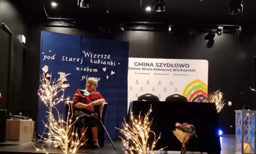 Zdjęcie do Wiecz&oacute;r poetycki Pani Anieli Bukowskiej